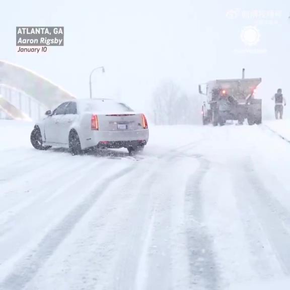 火箭和老鷹的比賽延期！亞特蘭大這雪下得，連車子都走不動(dòng)道了！